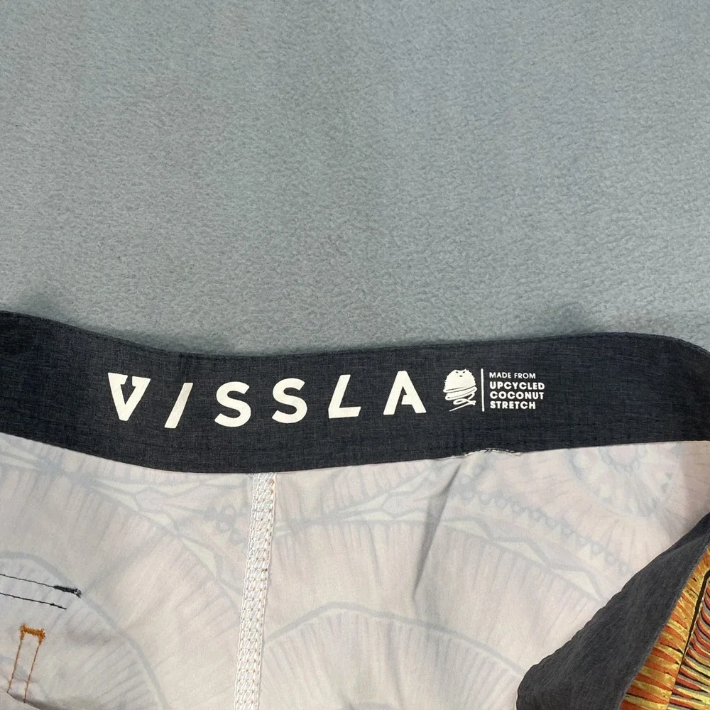 Vissla Mens 34 Boardshorts Swim Trunks Hook And Loop And Drawstring Closure
